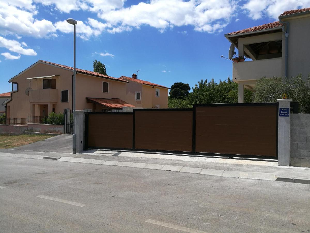 Simba 2 Apartma Pula